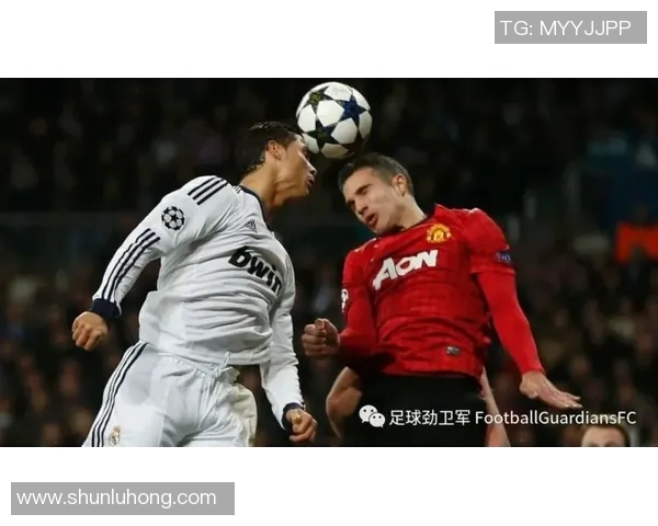 经典足球传奇人物黑白照片集:回顾球场英雄的辉煌岁月 经典足球传奇人物黑白照片集:回顾球场英雄的辉煌岁月