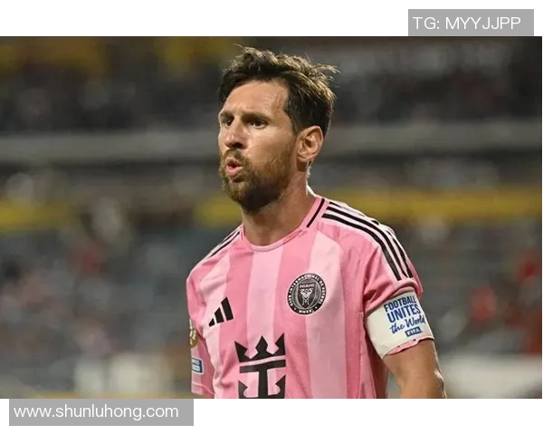 足球球星啃手怪癖引发关注球迷热议健康习惯与心理压力